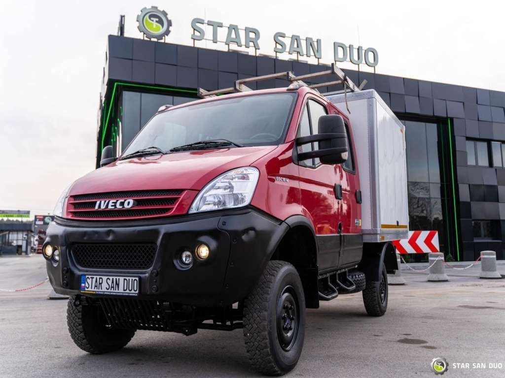 Iveco DAILY 4X4 OFFROAD CAMPER BOX DOKA Iveco DAILY 4X4 OFFROAD CAMPER BOX DOKA - Kamion sa golom šasijom i zatvorenom kabinom: slika 4 Iveco DAILY 4X4 OFFROAD CAMPER BOX DOKA Iveco DAILY 4X4 OFFROAD CAMPER BOX DOKA - Kamion sa golom šasijom i zatvorenom kabinom: slika 4