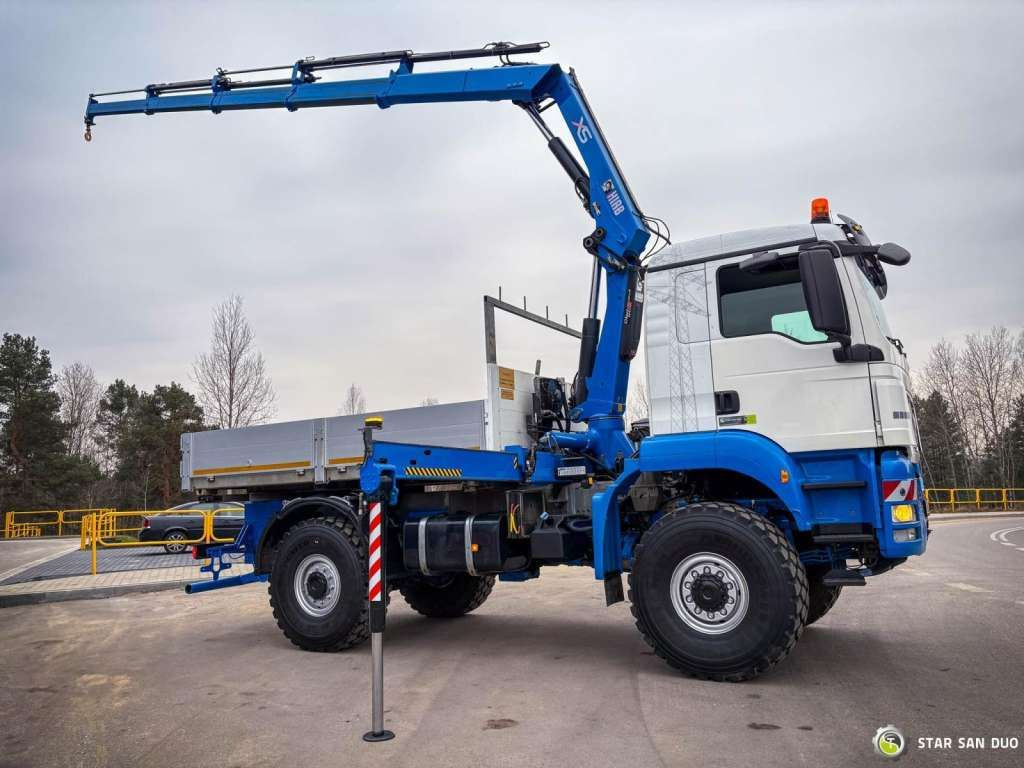 MAN TGS 18.440 4x4 HIAB 166 E-4 CRANE KRAN MAN TGS 18.440 4x4 HIAB 166 E-4 CRANE KRAN - Kamion sa dizalicom, Kamion sa tovarnim sandukom: slika 2 MAN TGS 18.440 4x4 HIAB 166 E-4 CRANE KRAN MAN TGS 18.440 4x4 HIAB 166 E-4 CRANE KRAN - Kamion sa dizalicom, Kamion sa tovarnim sandukom: slika 2