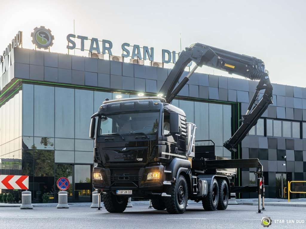 MAN TGS 26.420 6x6 HMF 3000 K6 Fly Jib Crane Basket - Kamion sa dizalicom: slika 4 MAN TGS 26.420 6x6 HMF 3000 K6 Fly Jib Crane Basket - Kamion sa dizalicom: slika 4