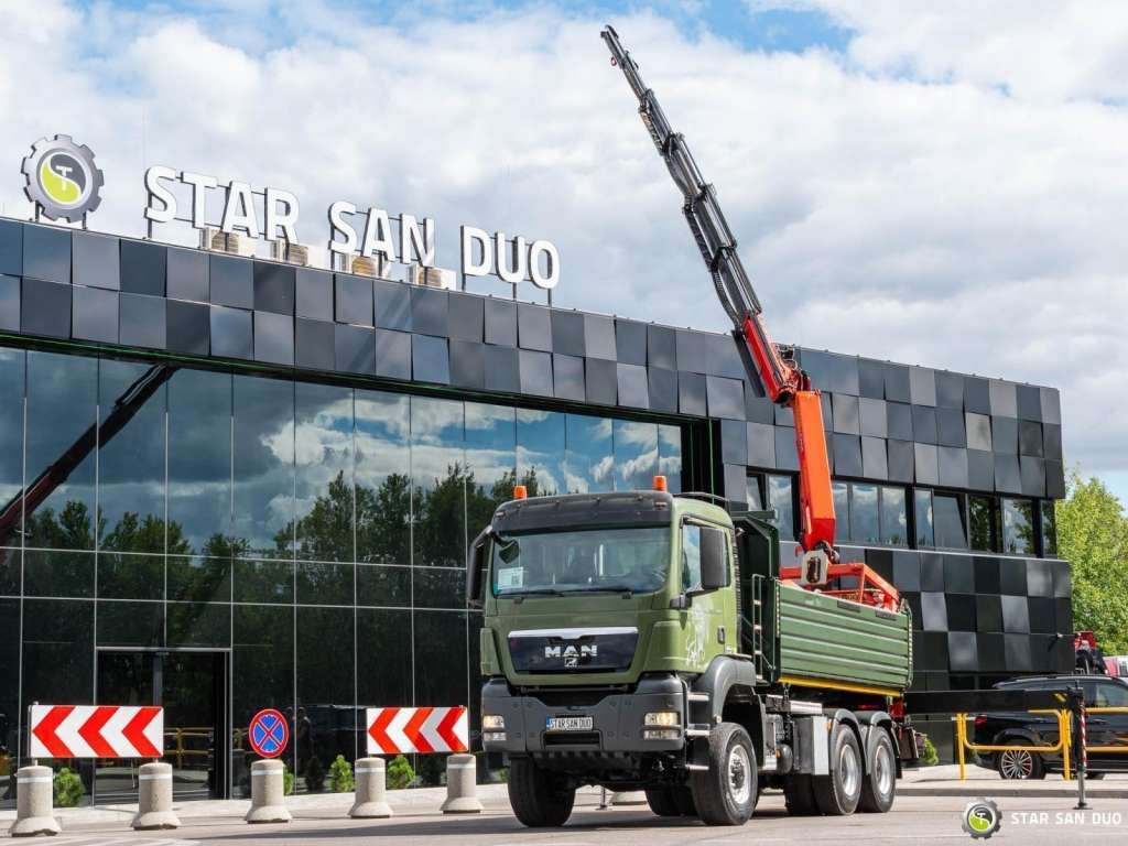 MAN TGS 35.480 PALFINGER PK 20002 HDS Grapple Tippe - Kamion sa dizalicom: slika 2 MAN TGS 35.480 PALFINGER PK 20002 HDS Grapple Tippe - Kamion sa dizalicom: slika 2