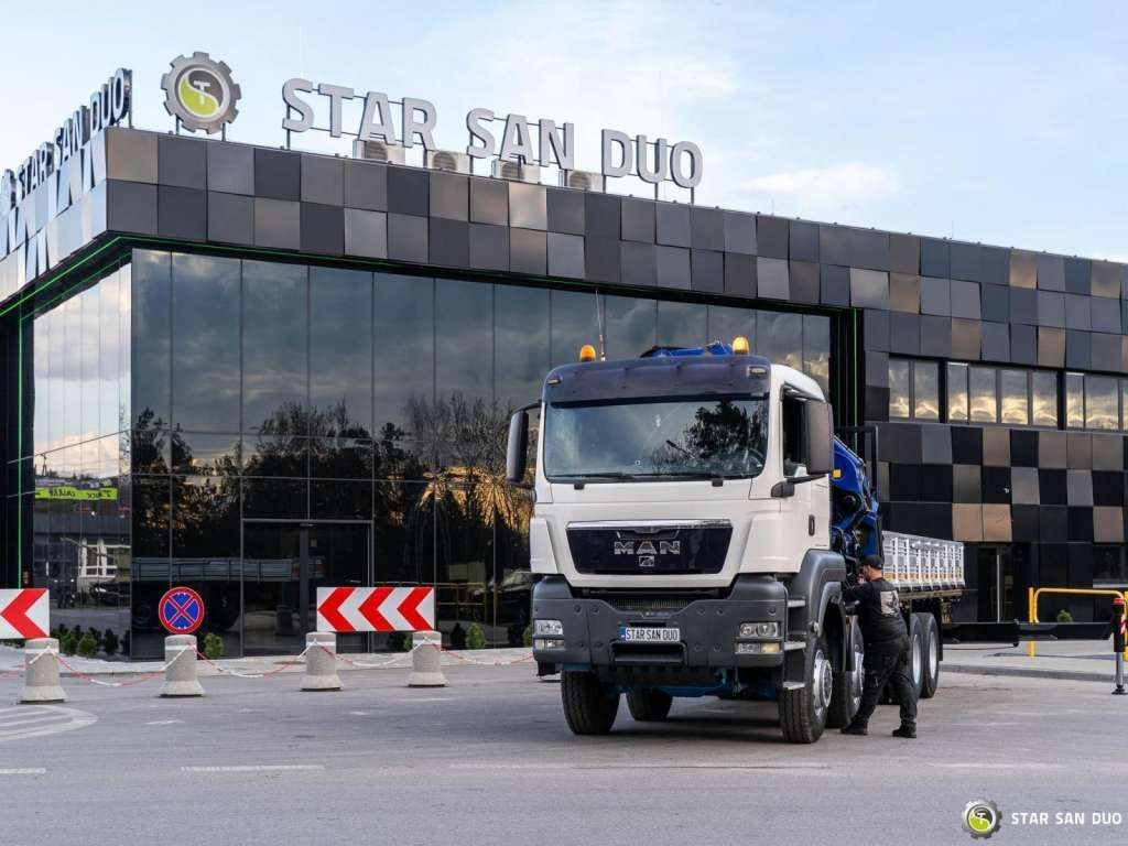 MAN TGS 41.480 8x8 PM 85SP HDS Crane - Kamion sa dizalicom: slika 4 MAN TGS 41.480 8x8 PM 85SP HDS Crane - Kamion sa dizalicom: slika 4