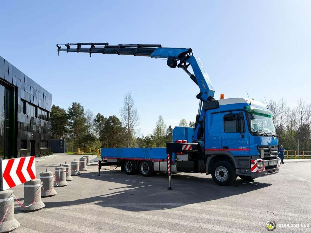 Mercedes-Benz ACTROS 2646L 6x4 PALFINGER 36002 Crane Winch - Kamion sa dizalicom: slika 4 Mercedes-Benz ACTROS 2646L 6x4 PALFINGER 36002 Crane Winch - Kamion sa dizalicom: slika 4