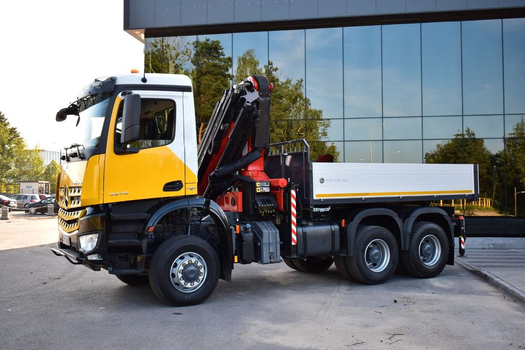 Mercedes-Benz AROCS 3345 6x6 PALFINGER PK 33002 EURO 6 KRAN - Kamion sa dizalicom, Kamion sa tovarnim sandukom: slika 4 Mercedes-Benz AROCS 3345 6x6 PALFINGER PK 33002 EURO 6 KRAN - Kamion sa dizalicom, Kamion sa tovarnim sandukom: slika 4