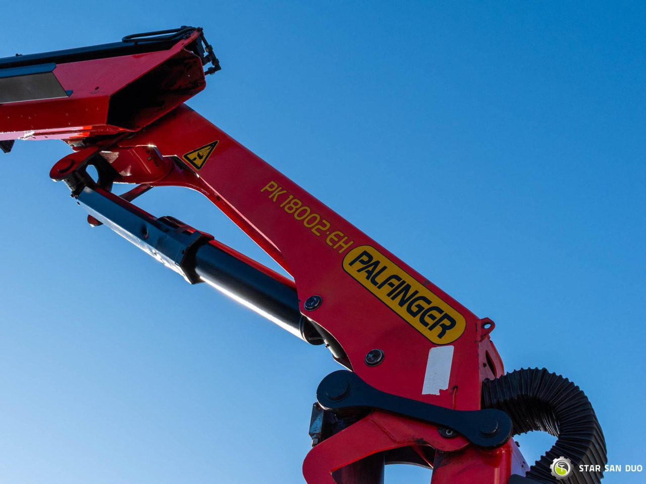 Kamion sa dizalicom : slika 26