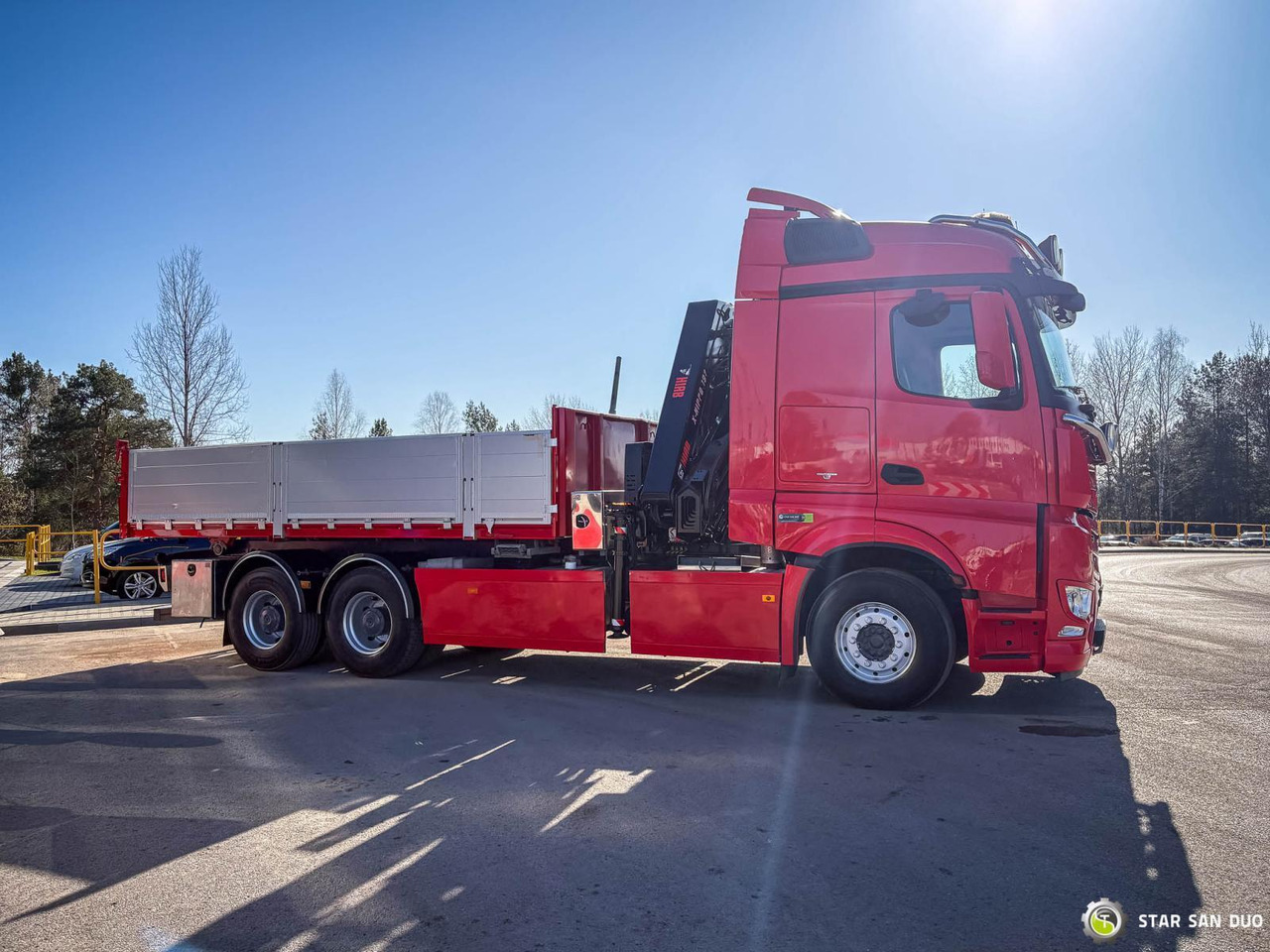 Kamion sa dizalicom : slika 9