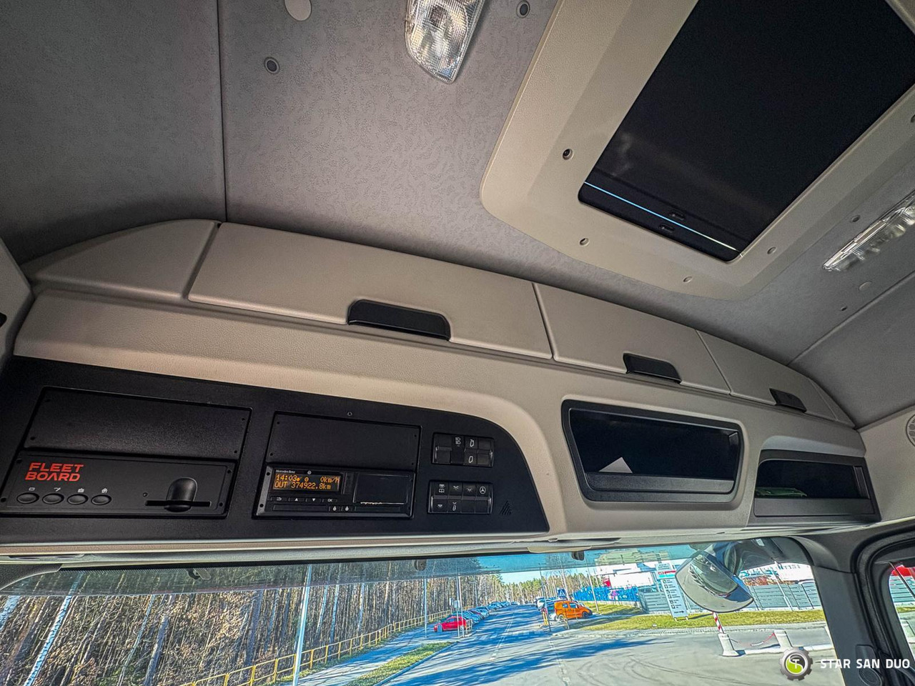 Kamion sa dizalicom : slika 18