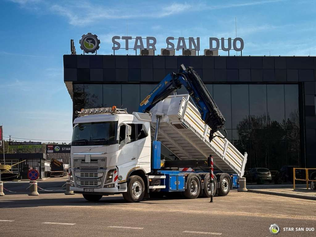 Volvo FH 16.550 8x4 Palfinger PK 34002-SH Crane Kippe - Kamion sa dizalicom: slika 4 Volvo FH 16.550 8x4 Palfinger PK 34002-SH Crane Kippe - Kamion sa dizalicom: slika 4