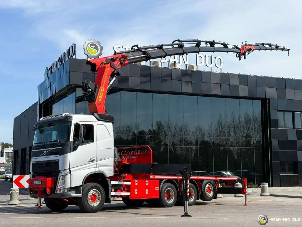 Volvo FH 500 8x4*4 PK65002 Fly JIB Crane 7456 h Winch - Kamion sa dizalicom: slika 1 Volvo FH 500 8x4*4 PK65002 Fly JIB Crane 7456 h Winch - Kamion sa dizalicom: slika 1