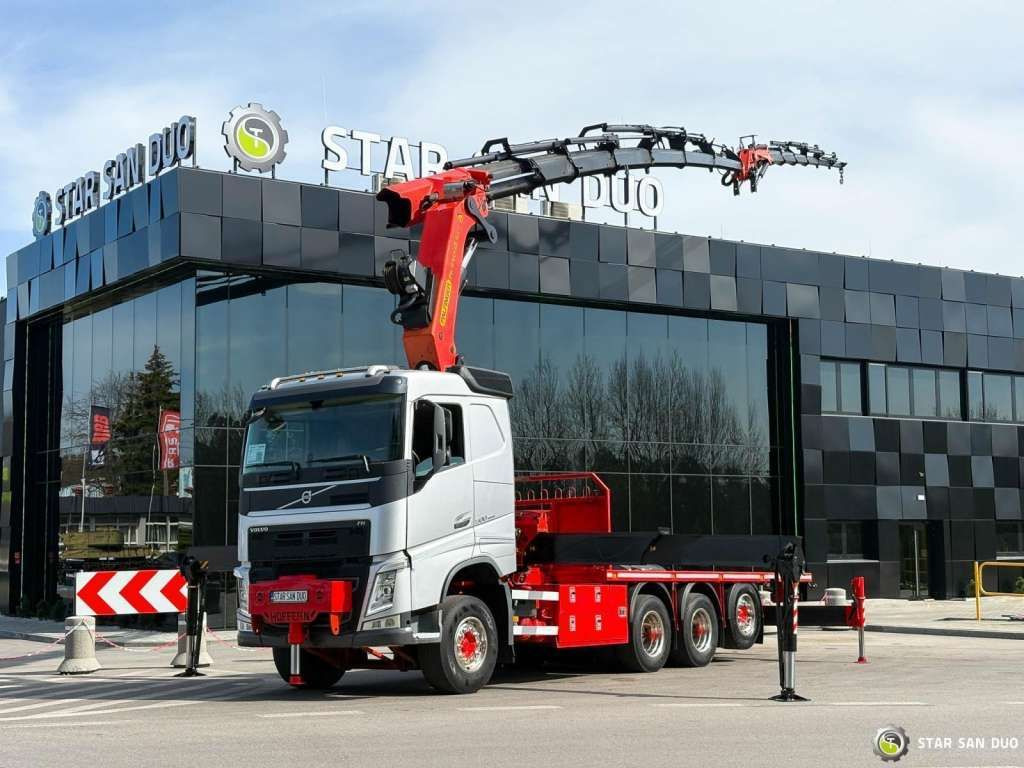 Volvo FH 500 8x4*4 PK65002 Fly JIB Crane 7456 h Winch - Kamion sa dizalicom: slika 2 Volvo FH 500 8x4*4 PK65002 Fly JIB Crane 7456 h Winch - Kamion sa dizalicom: slika 2