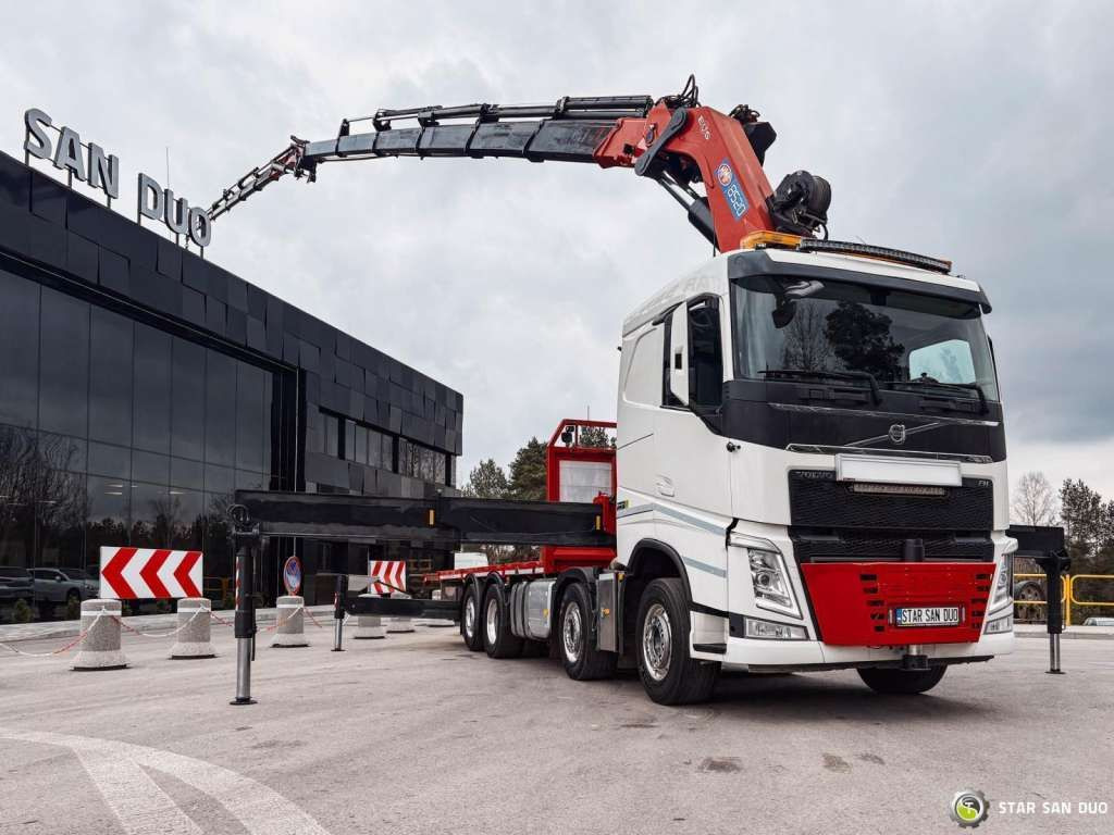 Volvo FH 550 8x2 HMF 8520 FLY JIB Winch Crane Euro 6 - Kamion sa dizalicom: slika 3 Volvo FH 550 8x2 HMF 8520 FLY JIB Winch Crane Euro 6 - Kamion sa dizalicom: slika 3