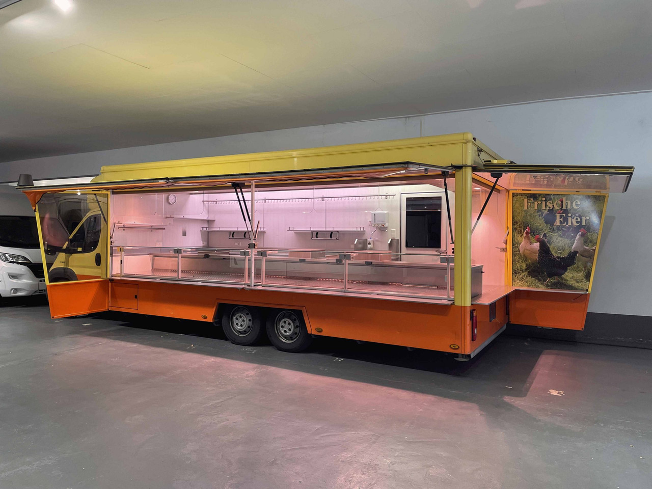 Wochenmarktmobil Esselmann - Hrana kamion: slika 1 Wochenmarktmobil Esselmann - Hrana kamion: slika 1