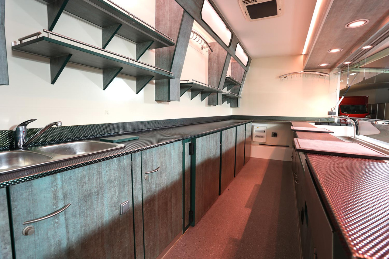 Wochenmarktmobil Seico - Hrana kamion: slika 4 Wochenmarktmobil Seico - Hrana kamion: slika 4