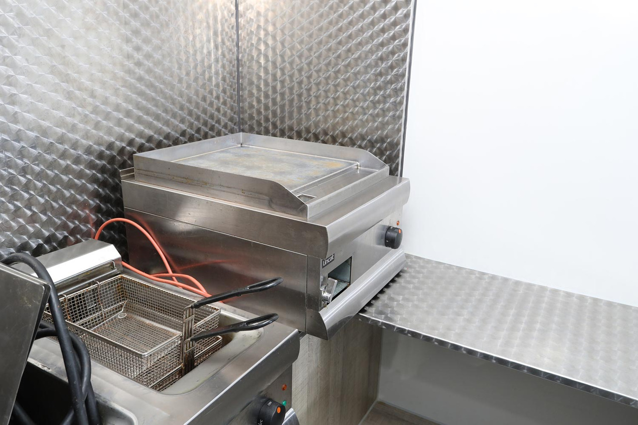 Wochenmarktmobil Seico - Hrana kamion: slika 3 Wochenmarktmobil Seico - Hrana kamion: slika 3