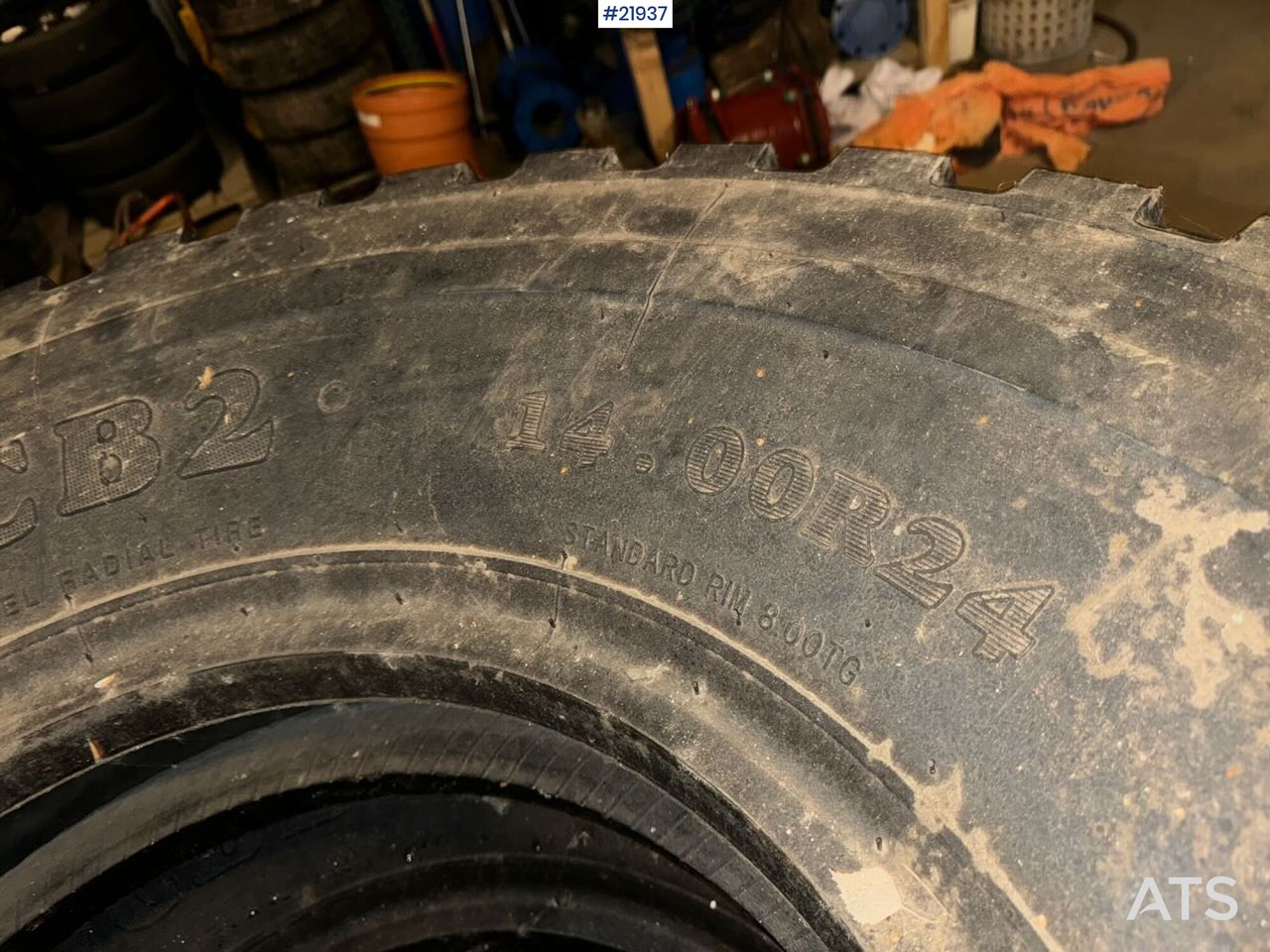 4 stk dekk til hjullaster eller veghøvel - Guma za Građevinska mašina: slika 4 4 stk dekk til hjullaster eller veghøvel - Guma za Građevinska mašina: slika 4