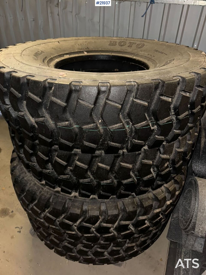 4 stk dekk til hjullaster eller veghøvel - Guma za Građevinska mašina: slika 2 4 stk dekk til hjullaster eller veghøvel - Guma za Građevinska mašina: slika 2