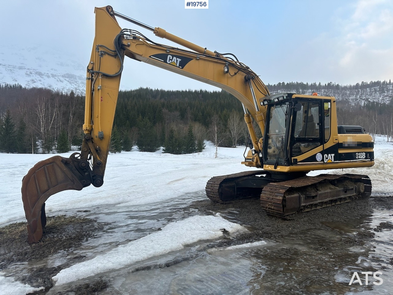 Caterpillar 318BL - Bager: slika 1 Caterpillar 318BL - Bager: slika 1