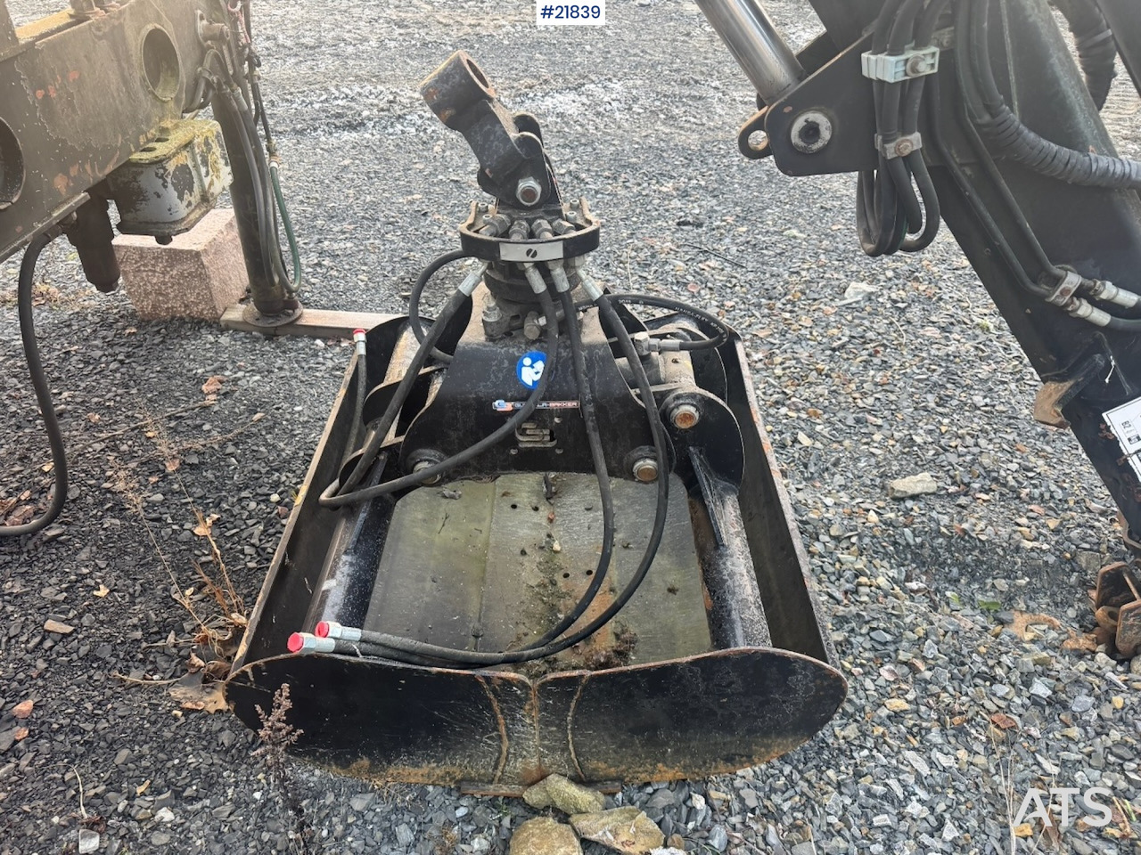 Gusella Bakker - Kašika stezaljke: slika 1 Gusella Bakker - Kašika stezaljke: slika 1