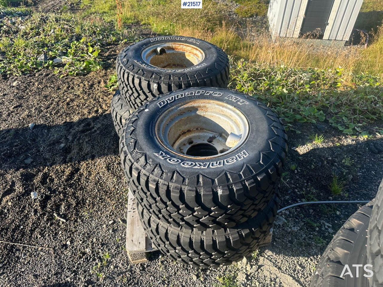 Hankook Dynapro MT dekk til wille hjullaster - Guma za Građevinska mašina: slika 1 Hankook Dynapro MT dekk til wille hjullaster - Guma za Građevinska mašina: slika 1