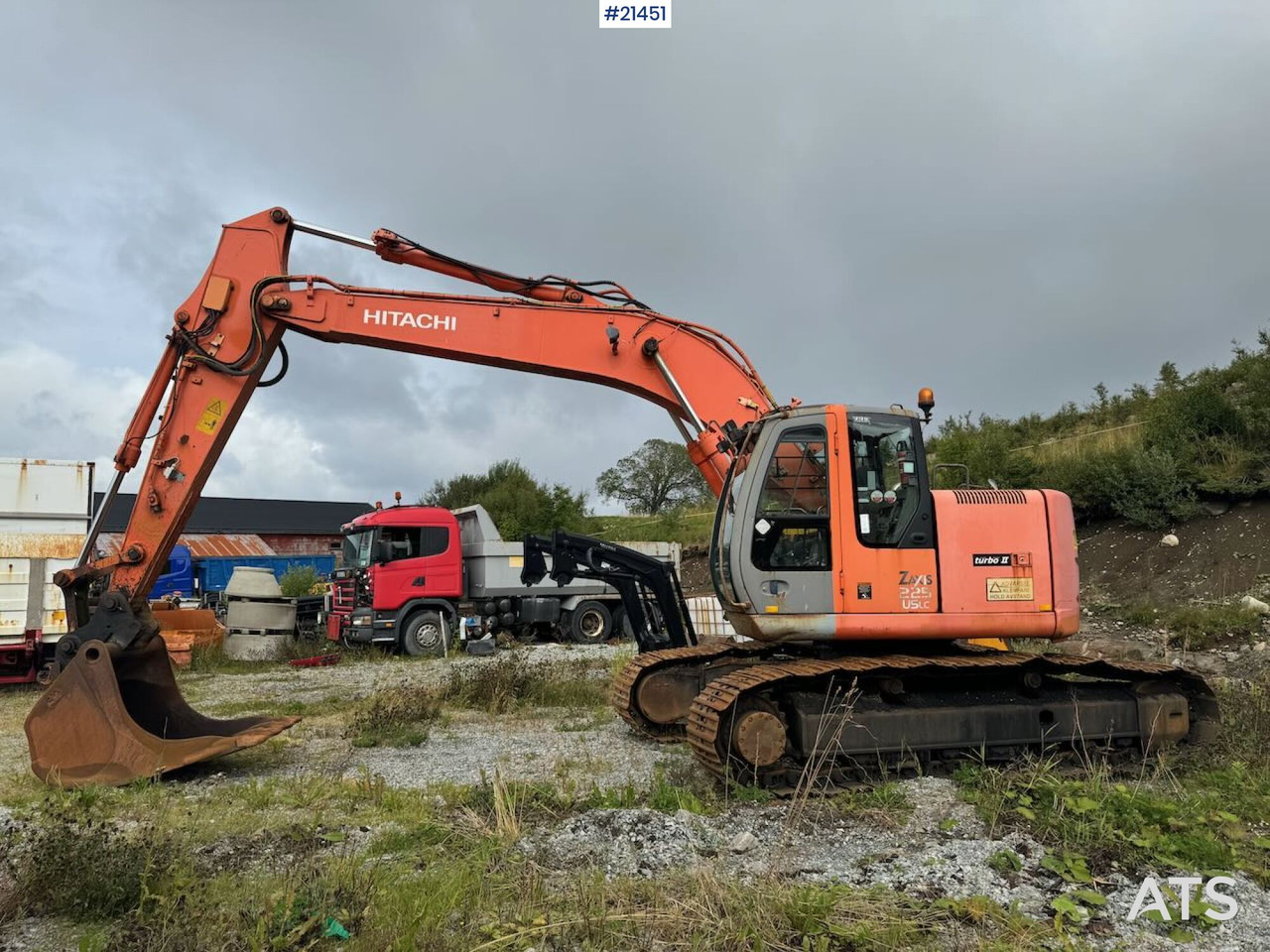 Hitachi ZX225 US - Bager guseničar: slika 2 Hitachi ZX225 US - Bager guseničar: slika 2
