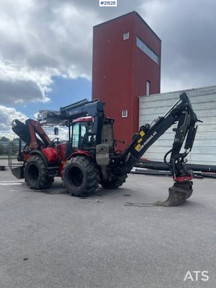 Huddig 1260C Traktorgraver m/ Palfinger kran, Lift, rototilt og skuffe - Bager utovarivač: slika 1 Huddig 1260C Traktorgraver m/ Palfinger kran, Lift, rototilt og skuffe - Bager utovarivač: slika 1