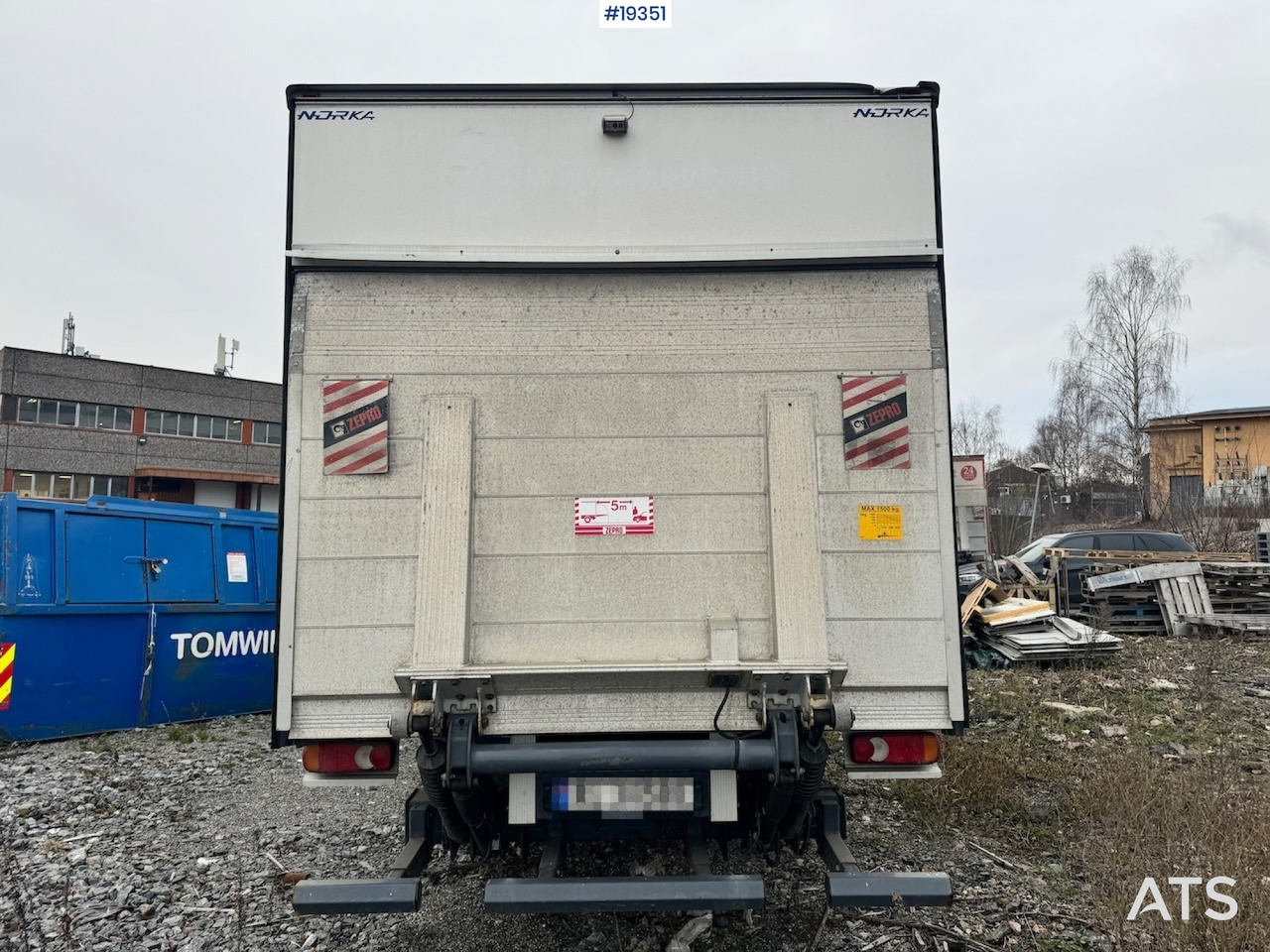 Iveco 75E - Kamion sa zatvorenim sandukom: slika 4 Iveco 75E - Kamion sa zatvorenim sandukom: slika 4
