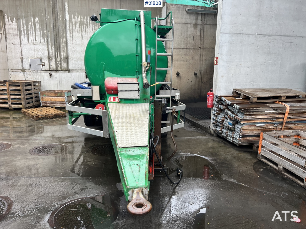 Jyki 2002 jyki ts2-15cr 2 akslet tankhenger rep.objekt - Prikolica cisterna: slika 5 Jyki 2002 jyki ts2-15cr 2 akslet tankhenger rep.objekt - Prikolica cisterna: slika 5