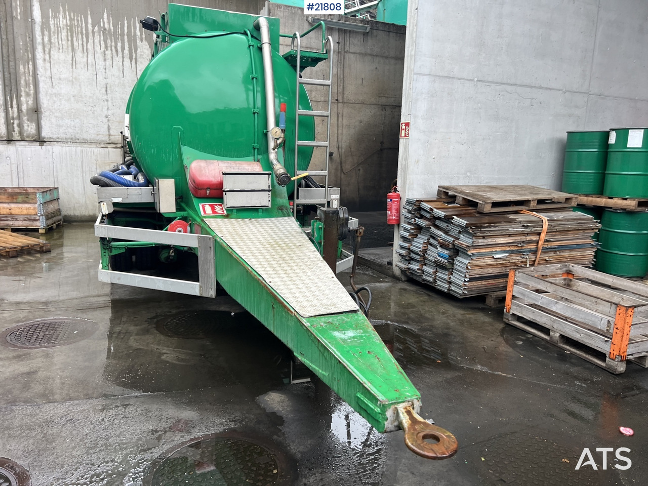 Jyki 2002 jyki ts2-15cr 2 akslet tankhenger rep.objekt - Prikolica cisterna: slika 3 Jyki 2002 jyki ts2-15cr 2 akslet tankhenger rep.objekt - Prikolica cisterna: slika 3