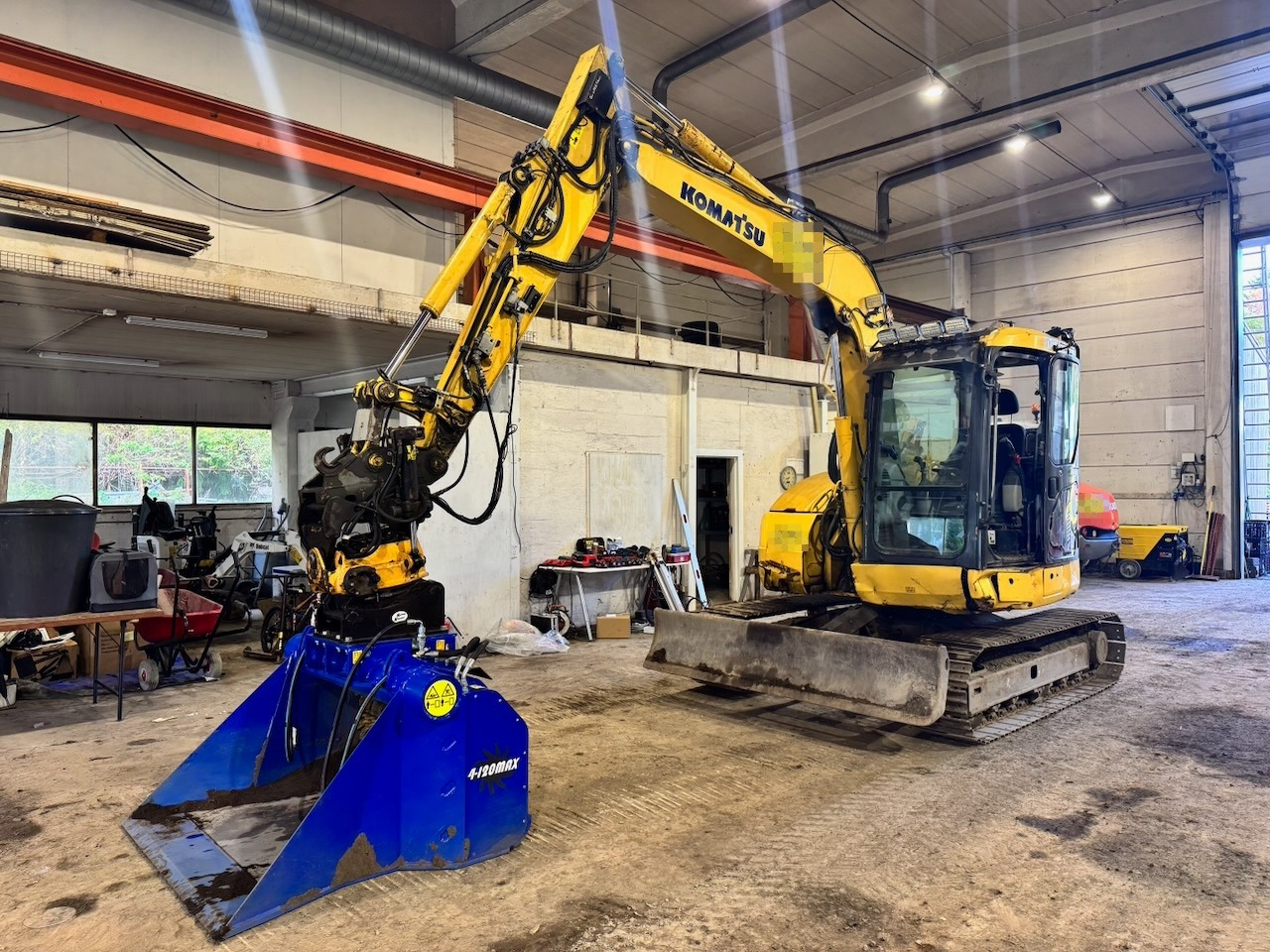 Komatsu 2013 Komatsu PC78US-8 Beltegraver m/ Rototilt og 2 skuffer. - Bager guseničar: slika 1 Komatsu 2013 Komatsu PC78US-8 Beltegraver m/ Rototilt og 2 skuffer. - Bager guseničar: slika 1