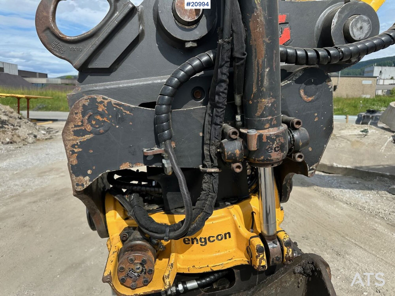 Bager guseničar Komatsu PC228USLC-10: slika 11 Bager guseničar Komatsu PC228USLC-10: slika 11