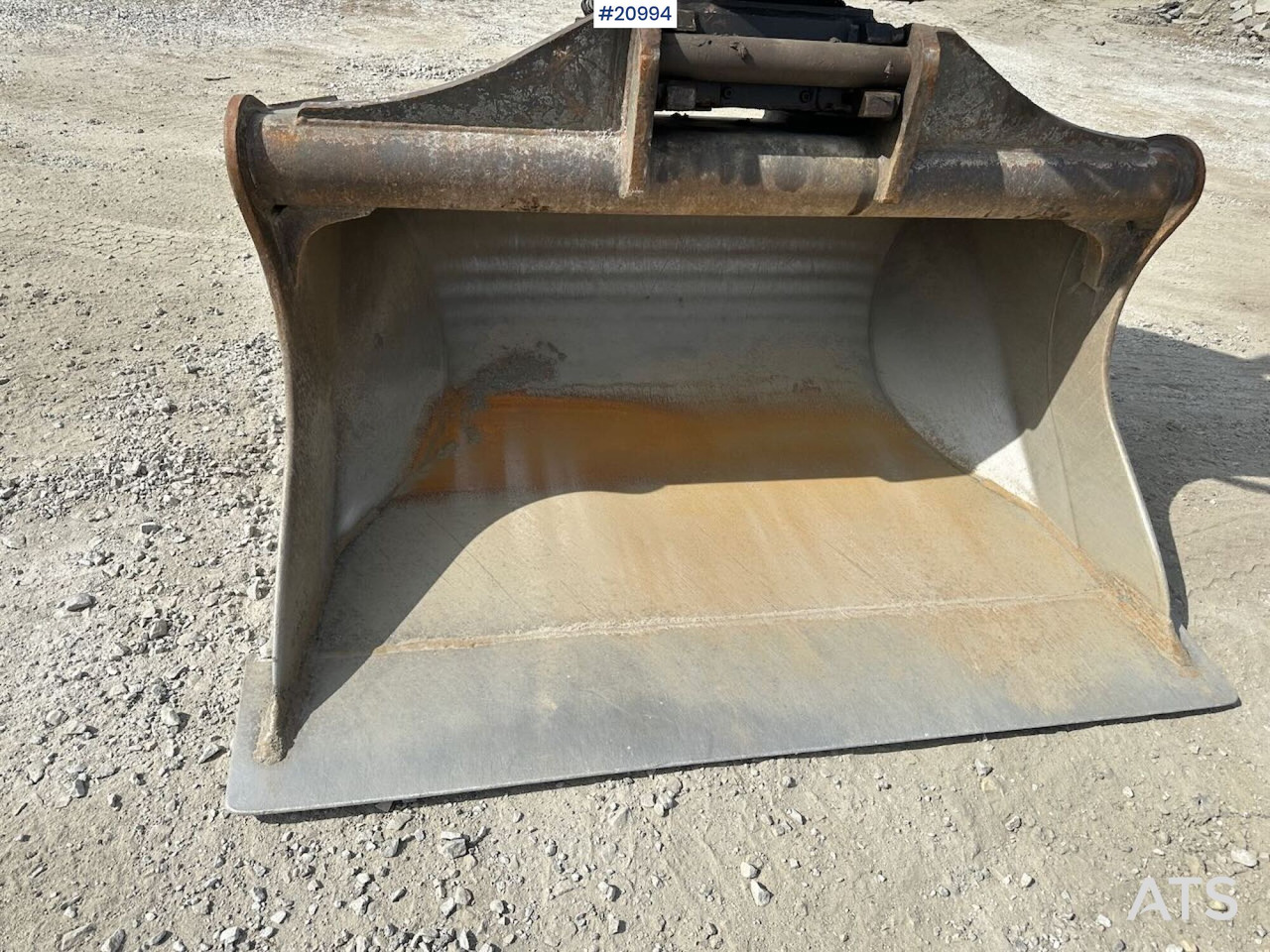 Bager guseničar Komatsu PC228USLC-10: slika 9 Bager guseničar Komatsu PC228USLC-10: slika 9