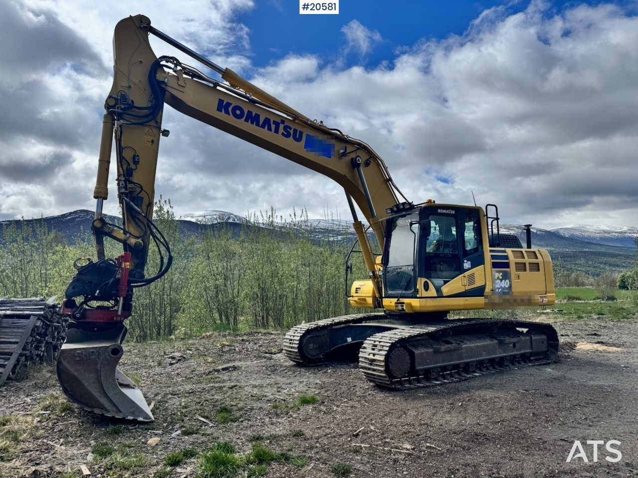 Komatsu PC240LC-10 - Bager: slika 1 Komatsu PC240LC-10 - Bager: slika 1