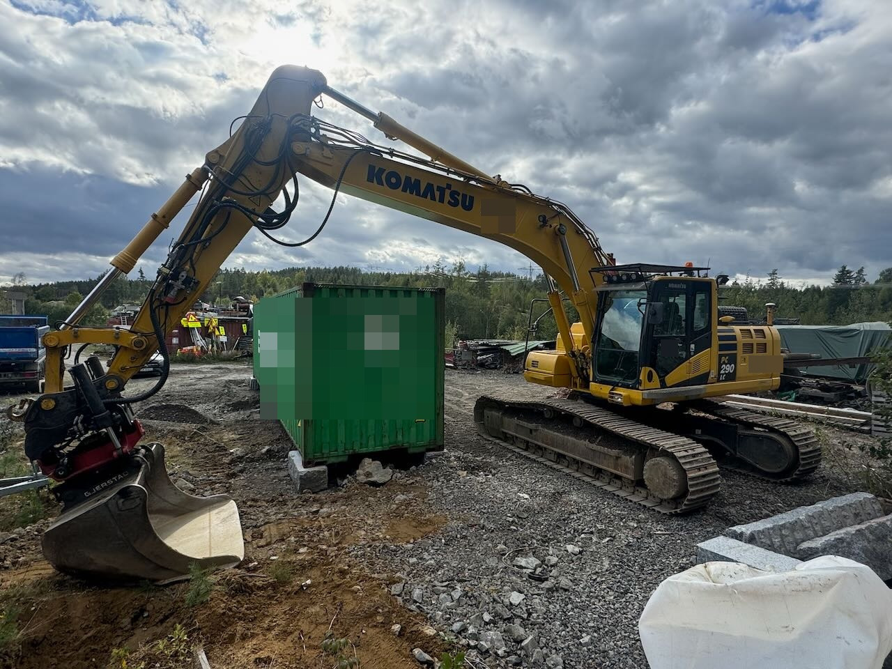 Komatsu PC290LC-11 Beltegraver m/ tilt og 2 skuffer - Bager guseničar: slika 1 Komatsu PC290LC-11 Beltegraver m/ tilt og 2 skuffer - Bager guseničar: slika 1
