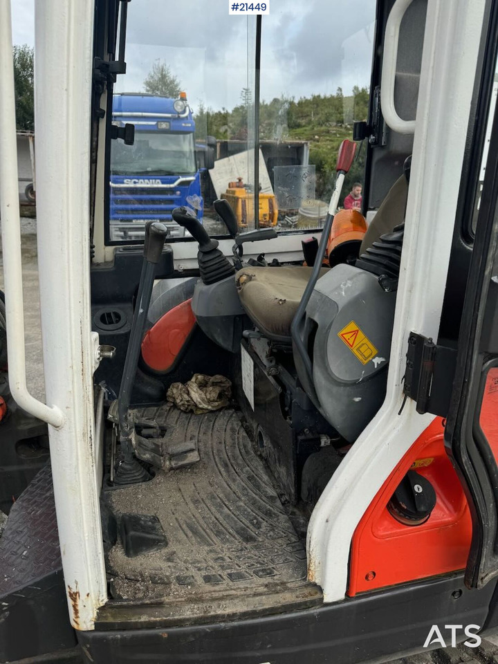 Mini bager Kubota U35-3: slika 23