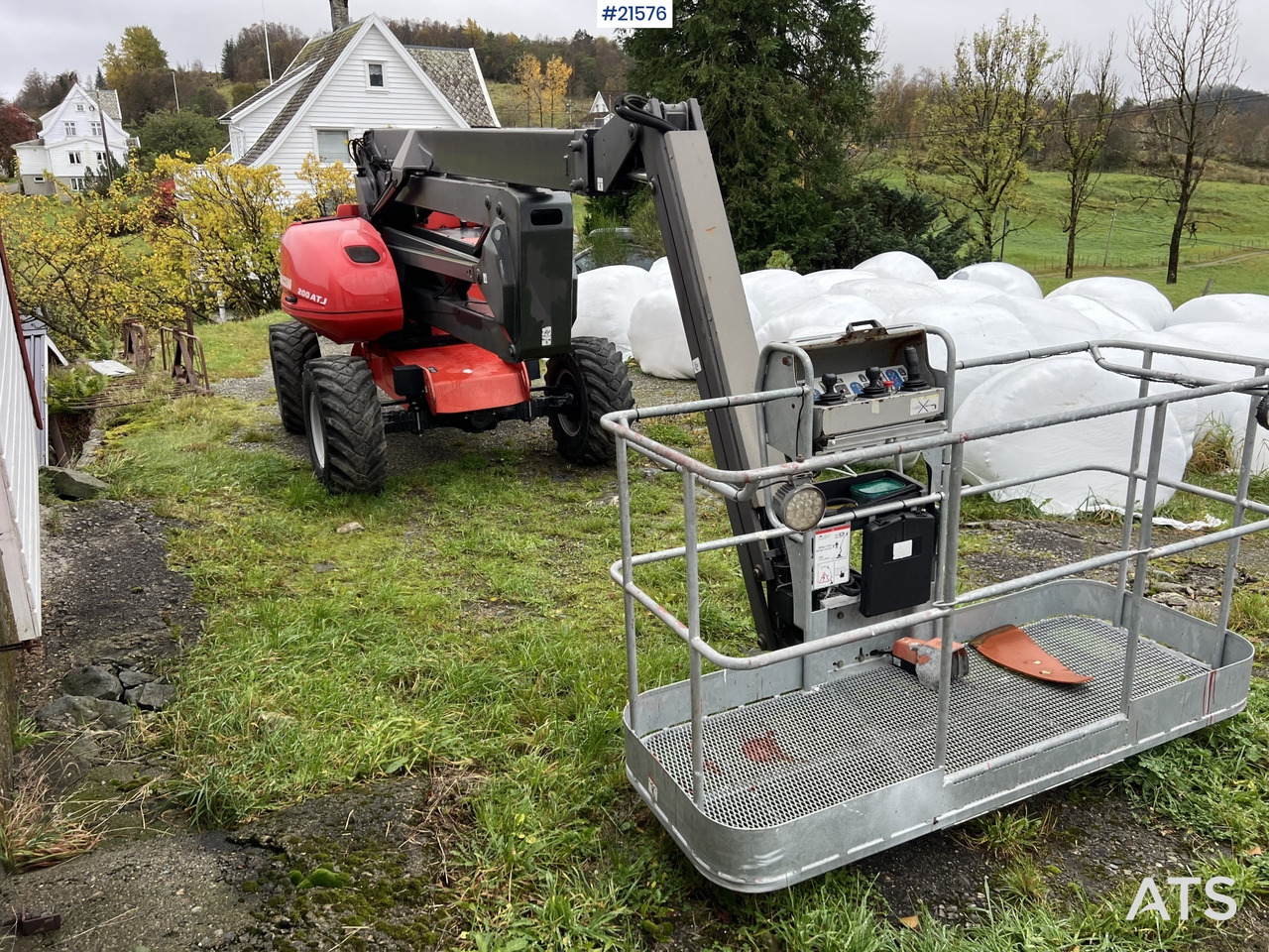 Manitou 200 ATJ Teleskoplift - Zglobna platforma: slika 1 Manitou 200 ATJ Teleskoplift - Zglobna platforma: slika 1