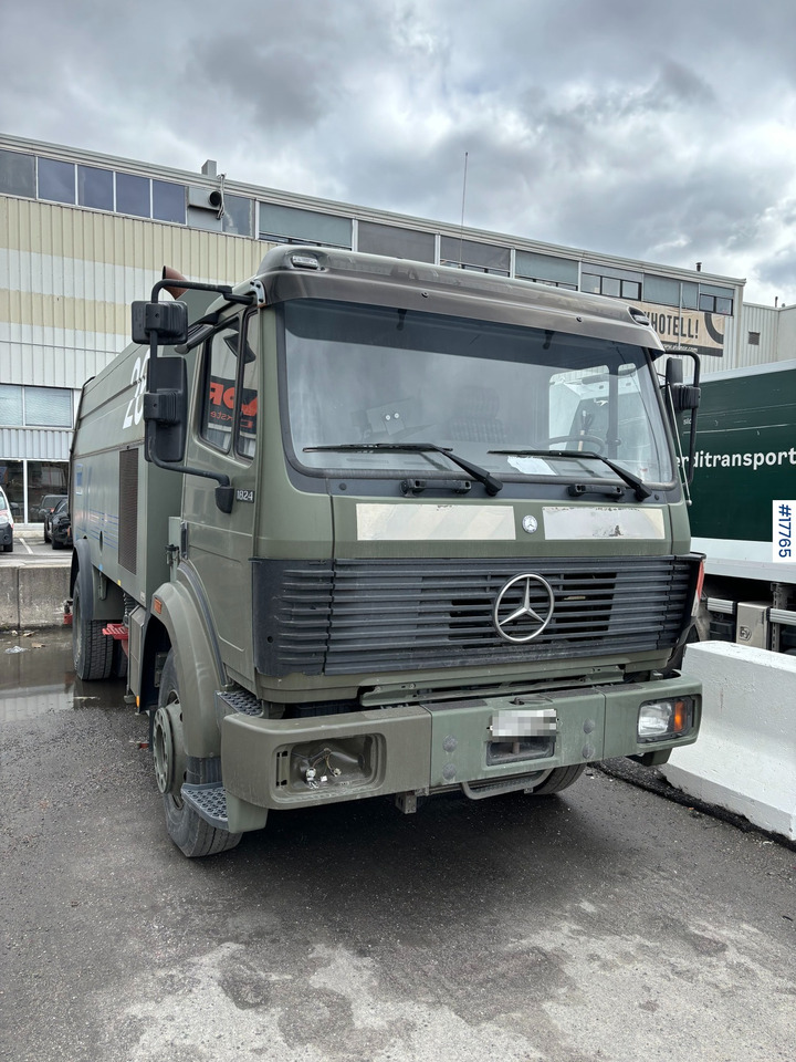 Mercedes 1824 - Autočistilica: slika 1 Mercedes 1824 - Autočistilica: slika 1