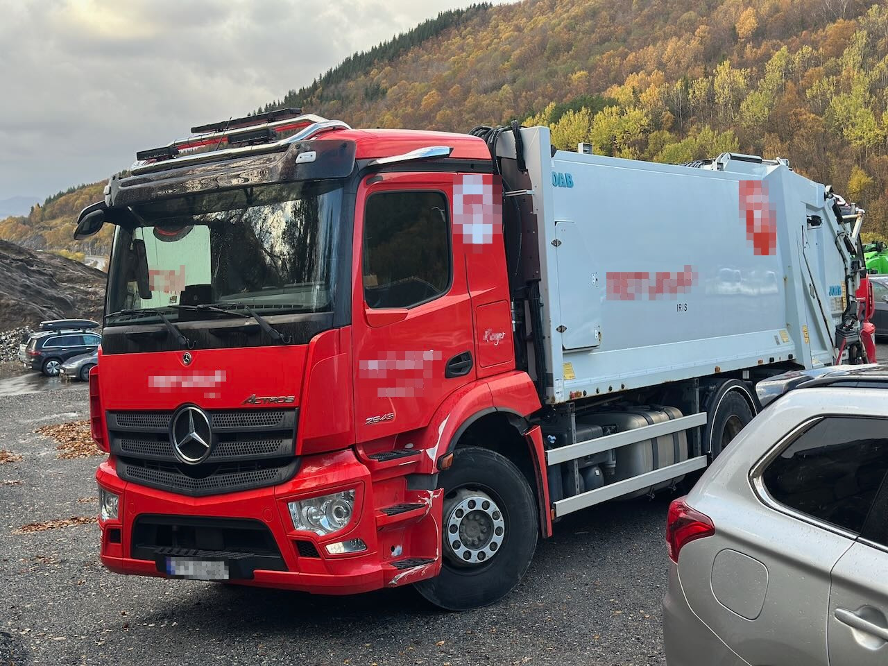 Mercedes Actros 2543 6x2 2 – kammers komprimatorbil m/ 2020 JOAB Anaconda twin påbygg - Kamion za smeće: slika 2 Mercedes Actros 2543 6x2 2 – kammers komprimatorbil m/ 2020 JOAB Anaconda twin påbygg - Kamion za smeće: slika 2