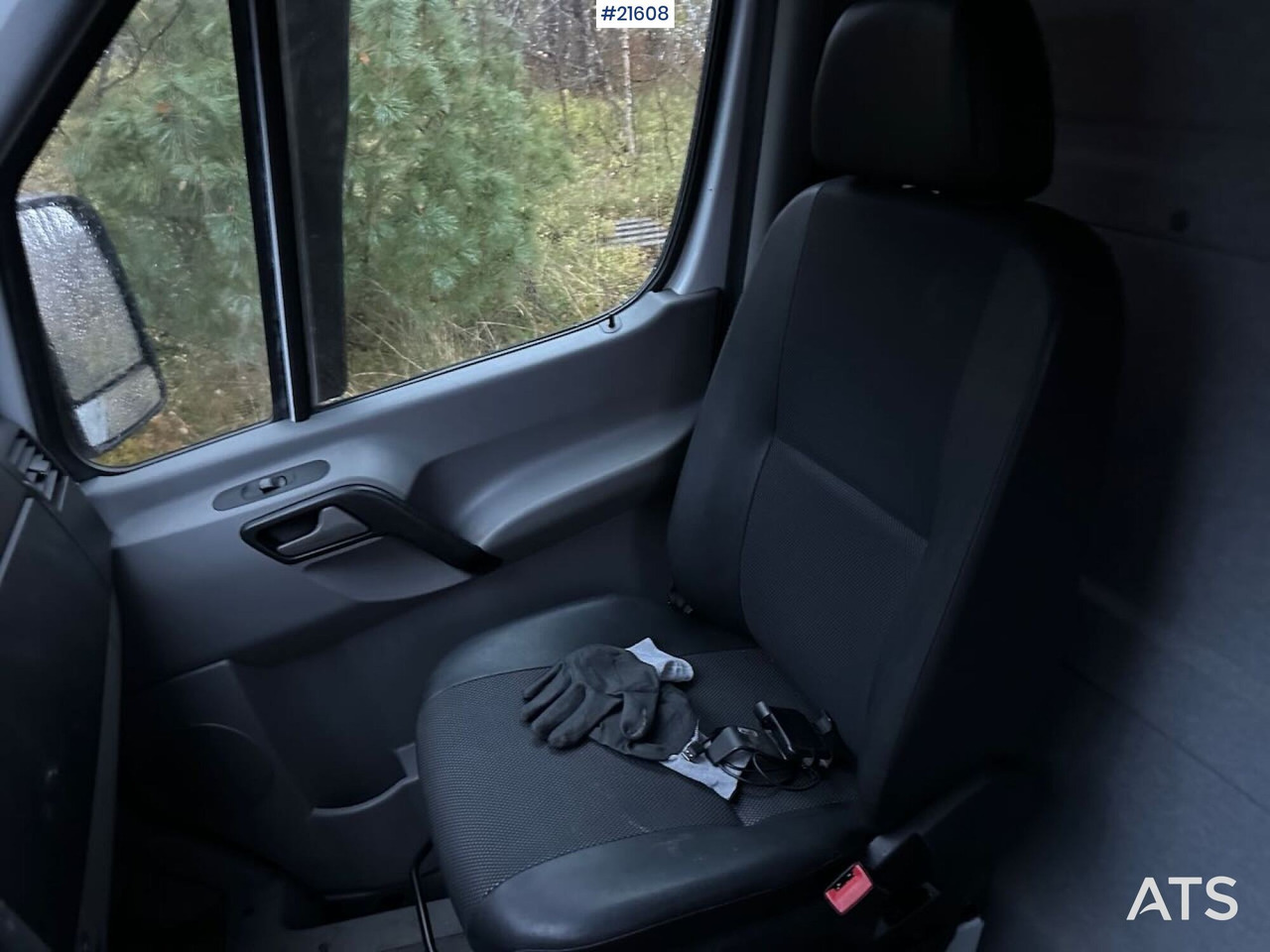 Furgon Mercedes sprinter 516CDI: slika 30 Furgon Mercedes sprinter 516CDI: slika 30