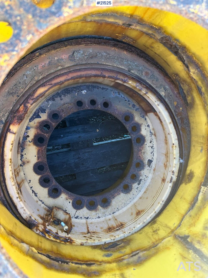 Michelin hjullaster dekk til Volvo L110 - Kompletan točak za Građevinska mašina: slika 5 Michelin hjullaster dekk til Volvo L110 - Kompletan točak za Građevinska mašina: slika 5