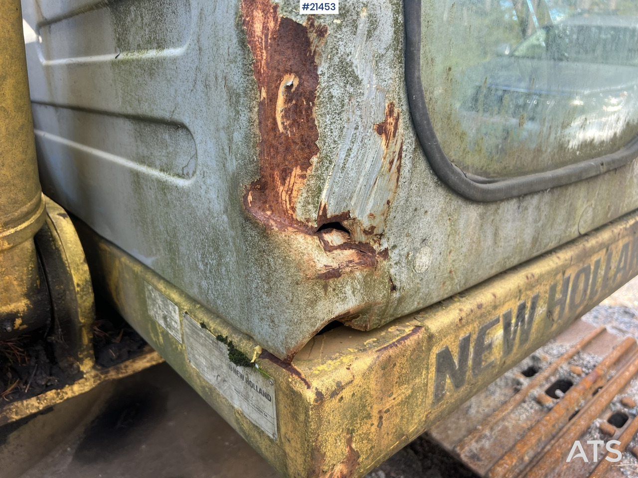 New Holland E215 Gravemaskin - Bager guseničar: slika 4 New Holland E215 Gravemaskin - Bager guseničar: slika 4