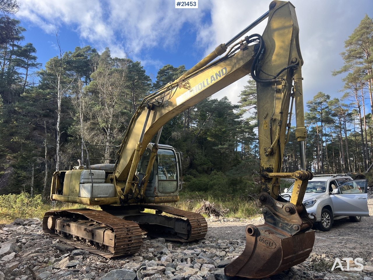 New Holland E215 Gravemaskin - Bager guseničar: slika 3 New Holland E215 Gravemaskin - Bager guseničar: slika 3