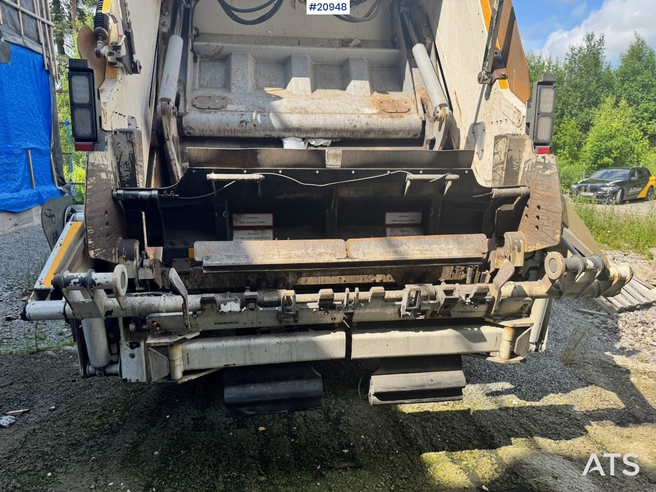 Kamion za smeće Scania P410: slika 31