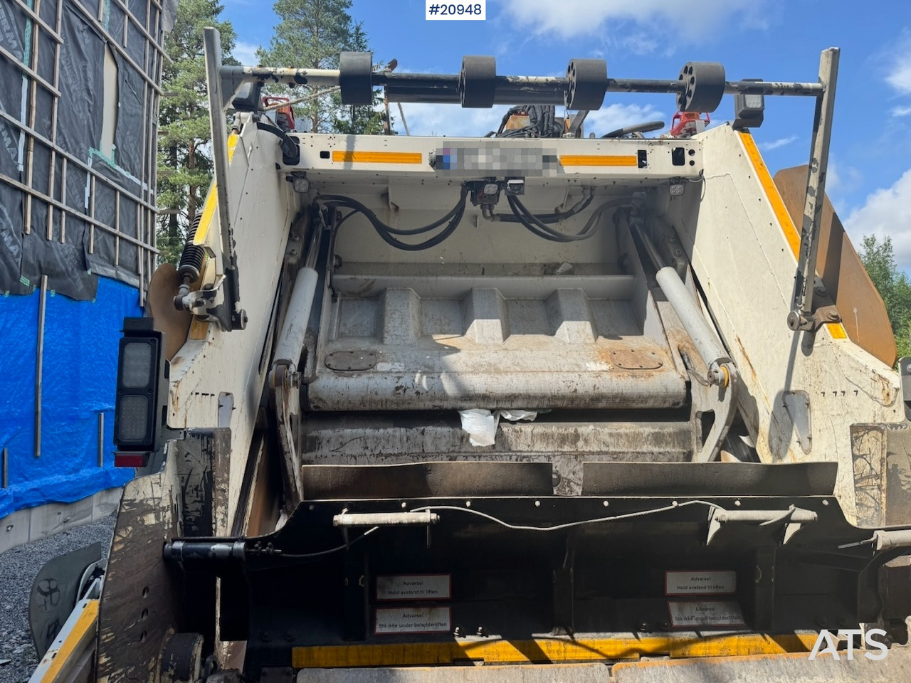 Kamion za smeće Scania P410: slika 33