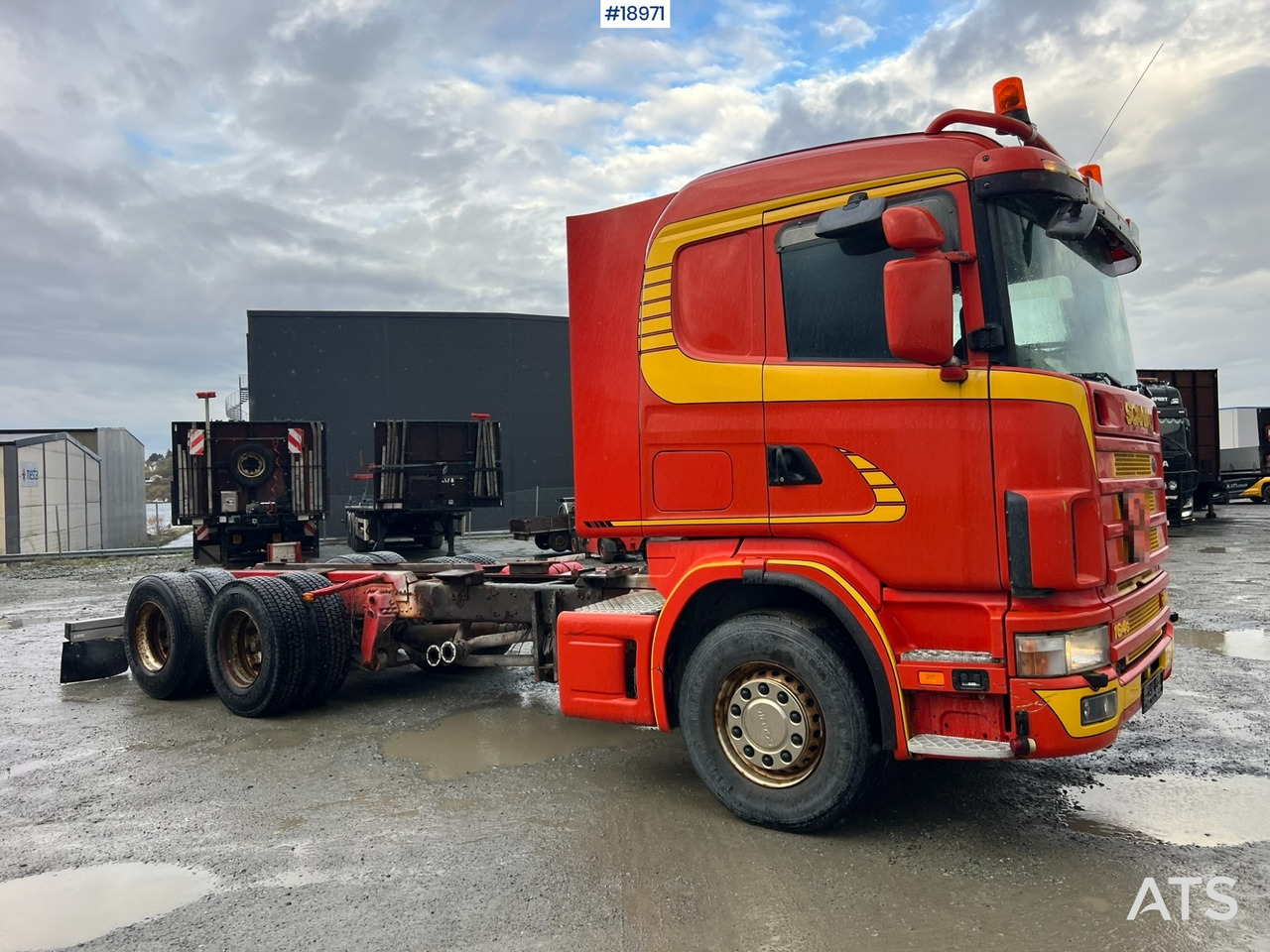 Scania R164 - Kamion sa golom šasijom i zatvorenom kabinom: slika 5 Scania R164 - Kamion sa golom šasijom i zatvorenom kabinom: slika 5