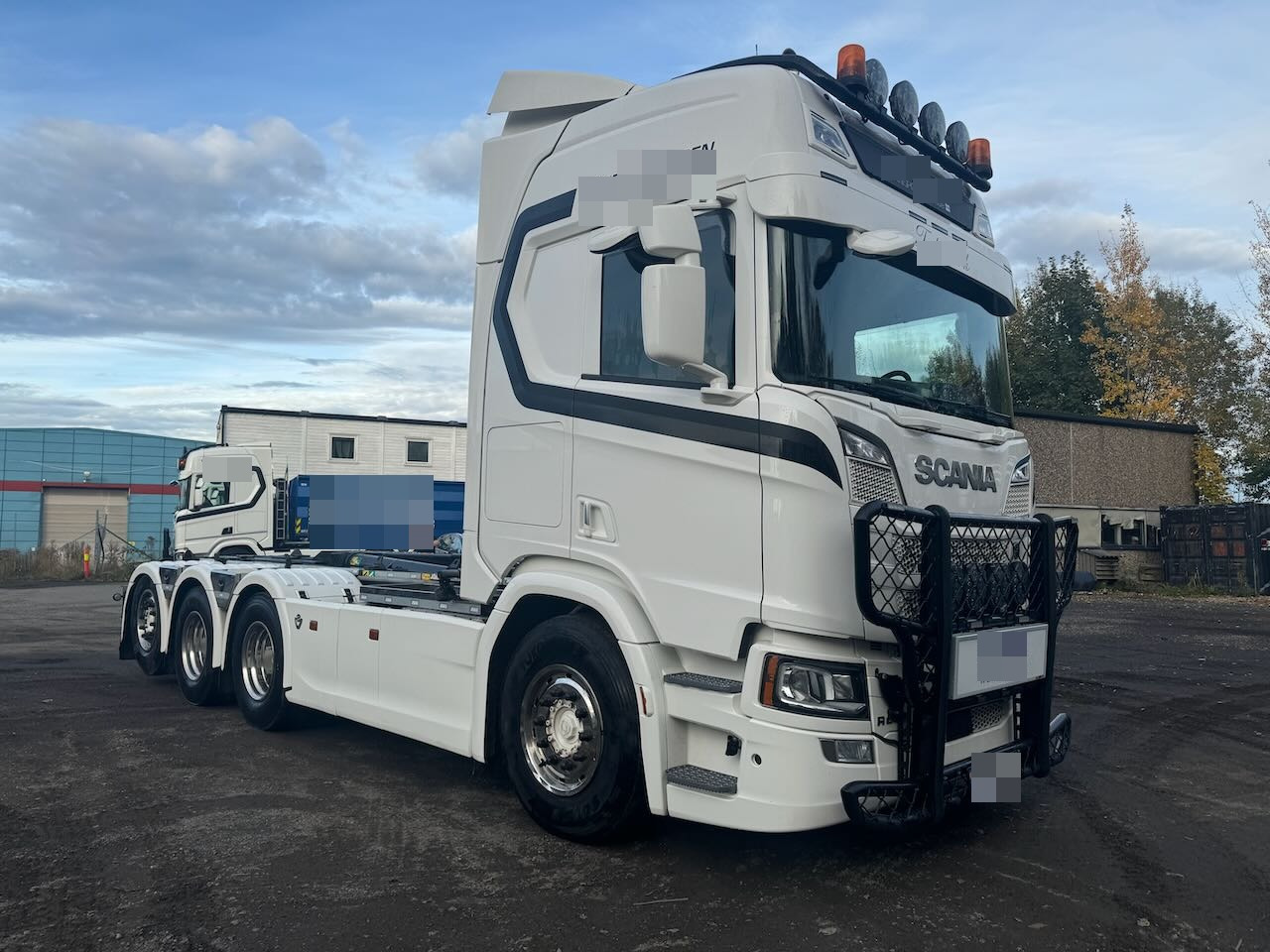 Scania R660 - Kamion sa hidrauličnom kukom: slika 1 Scania R660 - Kamion sa hidrauličnom kukom: slika 1
