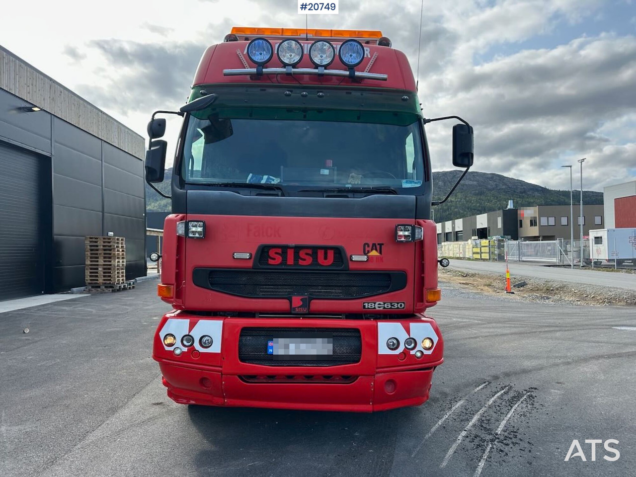 Sisu E18M 6x4 tungberger m/ EKA påbygg og kjettinger. SE VIDEO - Šlep vozilo: slika 3 Sisu E18M 6x4 tungberger m/ EKA påbygg og kjettinger. SE VIDEO - Šlep vozilo: slika 3