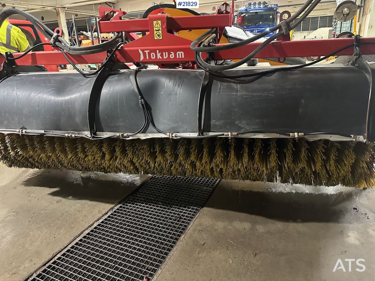 Tokvam FK kost - Metle: slika 3 Tokvam FK kost - Metle: slika 3