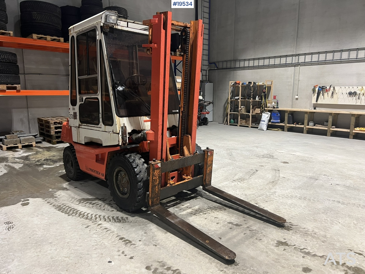 Toyota 02-3FD33 gaffel truck SE VIDEO - Viljuškar: slika 1 Toyota 02-3FD33 gaffel truck SE VIDEO - Viljuškar: slika 1