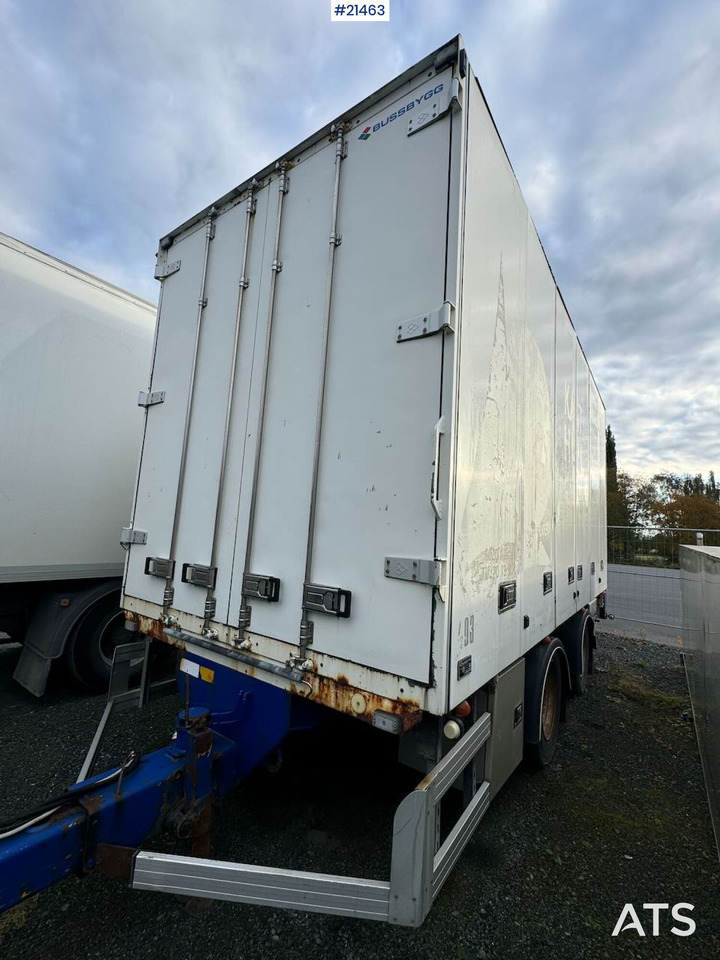 Trailerbygg Trailerbygg skaphenger m/ full sideåpning og lift. - Prikolica sa zatvorenim sandukom: slika 1 Trailerbygg Trailerbygg skaphenger m/ full sideåpning og lift. - Prikolica sa zatvorenim sandukom: slika 1