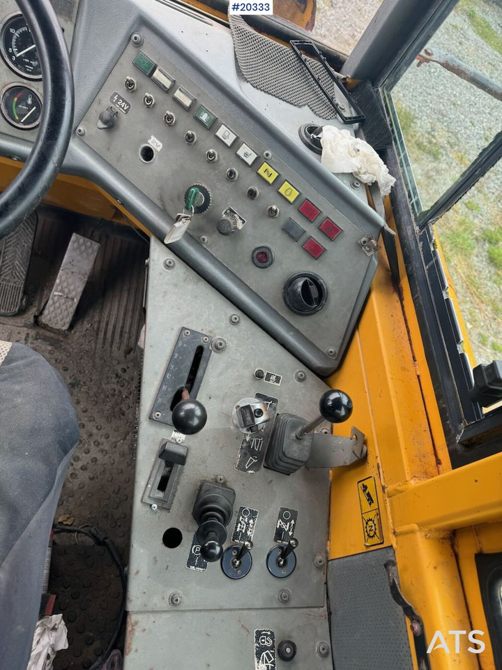 Kiper Volvo A25C: slika 28