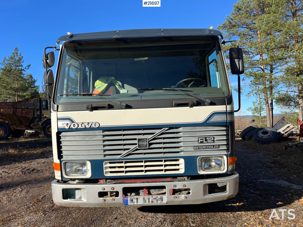 Volvo FH12 6x2 Tippbil - Istovarivač: slika 5 Volvo FH12 6x2 Tippbil - Istovarivač: slika 5